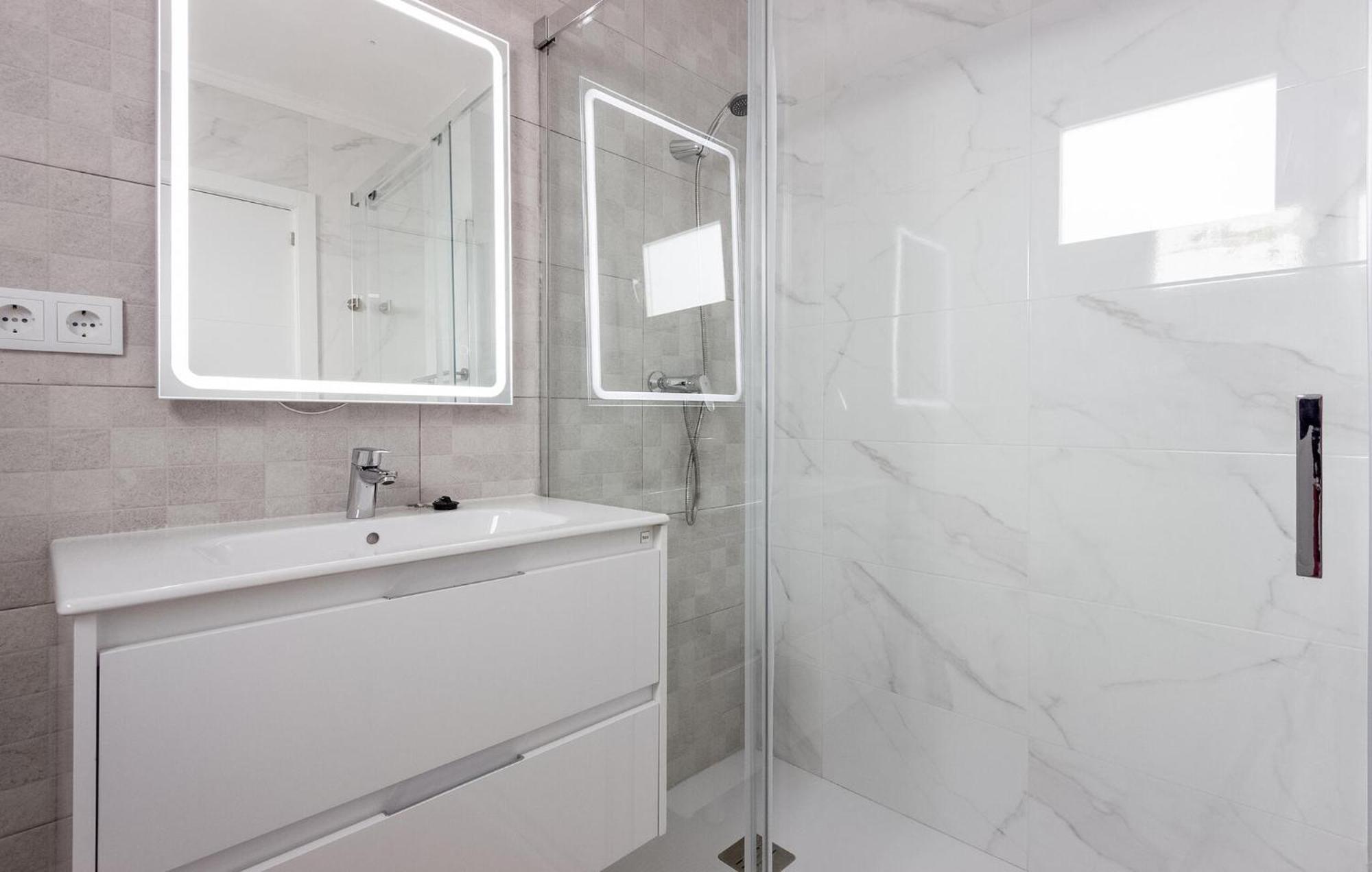 Cozy Apartment In Santa Pola With Kitchen Екстер'єр фото